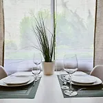 Appartamento Elegant Studio, Heart Of Vauban, *